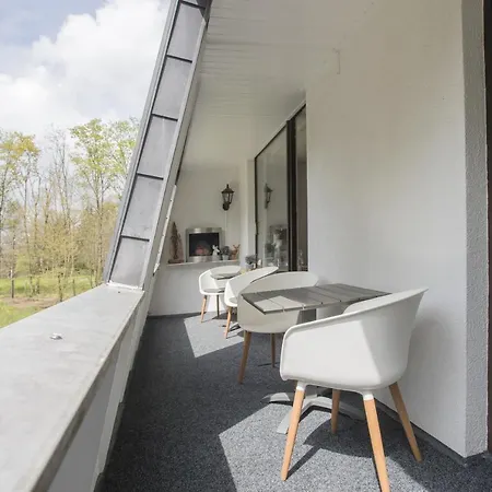 Welcome In - Aan Skipiste En Golfbaan *