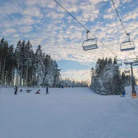 Welcome In - 10-r Direkt An Der Skipiste Und Am Golfplatz Apartament
