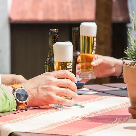 Apartament Welcome In - 10-r Direkt An Der Skipiste Und Am Golfplatz